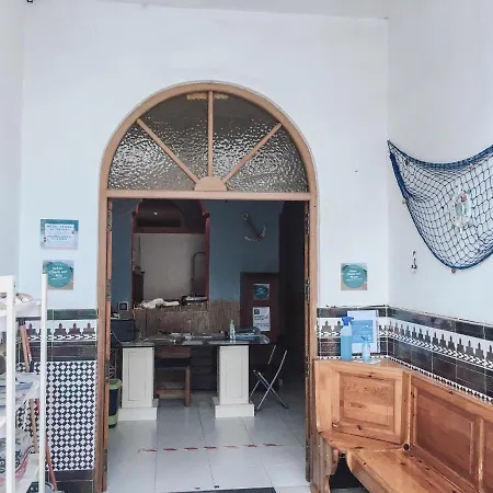 Beach And Center Backpackers Albergue