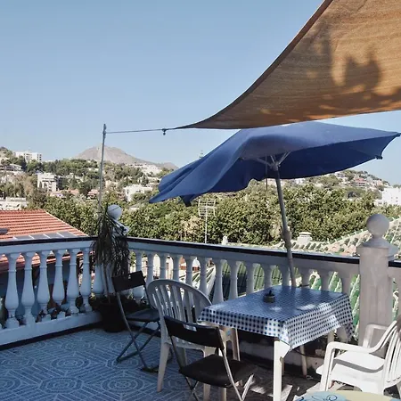 Beach And Center Backpackers Hostel Malaga