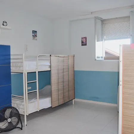 Albergue Beach And Center Backpackers