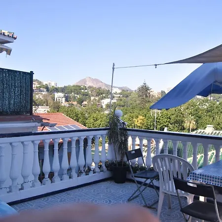 Beach And Center Backpackers Malaga