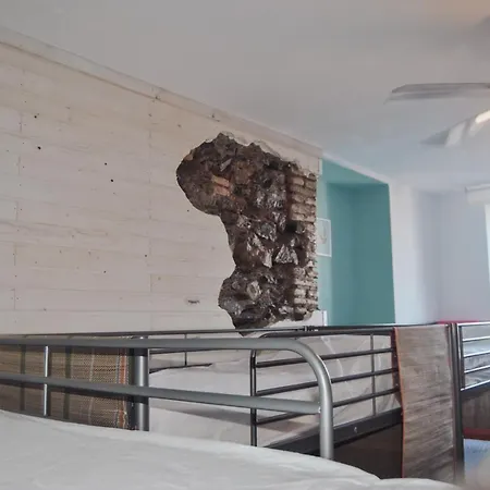 Beach And Center Backpackers Hostel Malaga